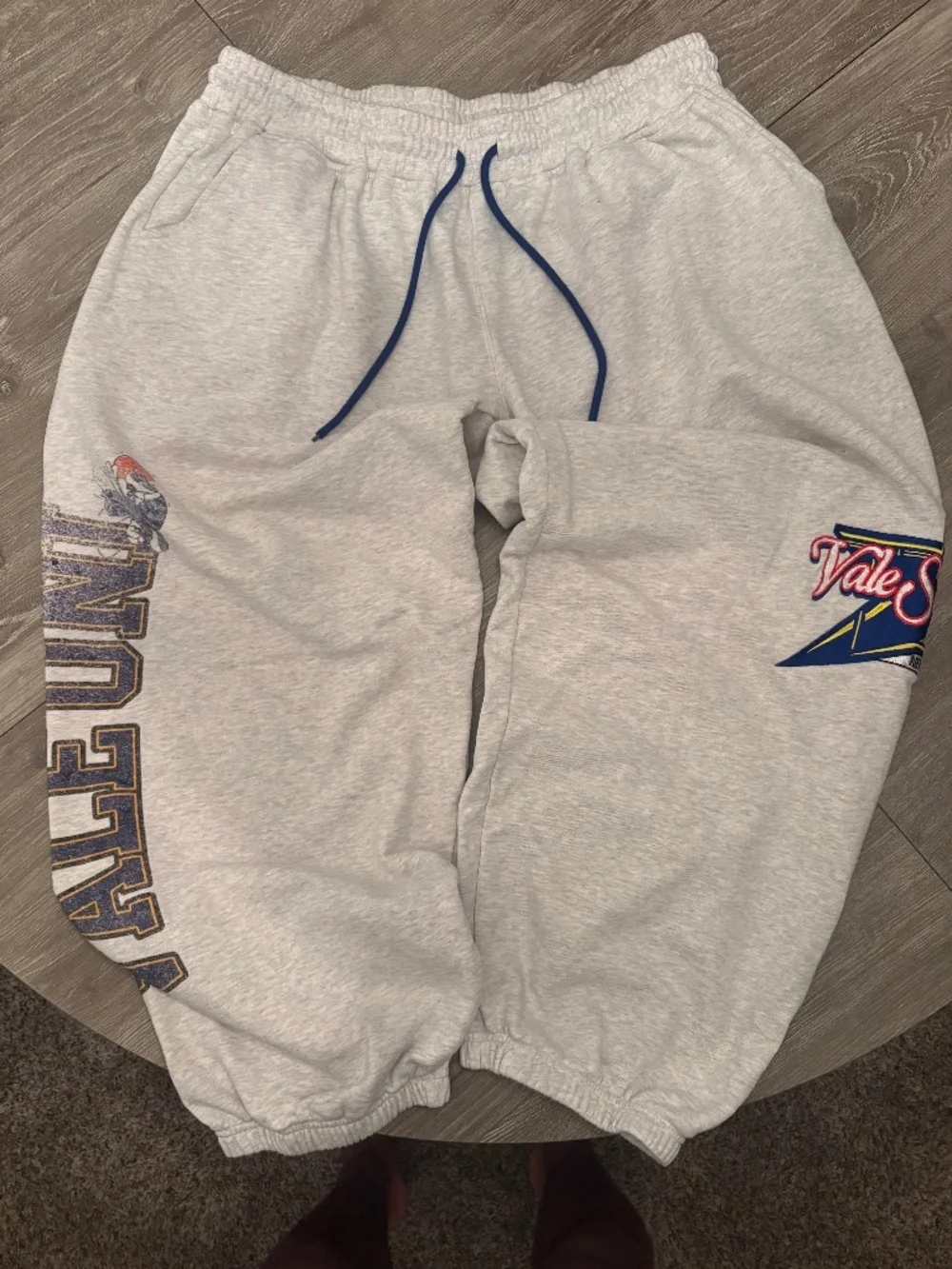 Valley forever VALE STAR GAME GRAY SWEATPANTS (Authentic)